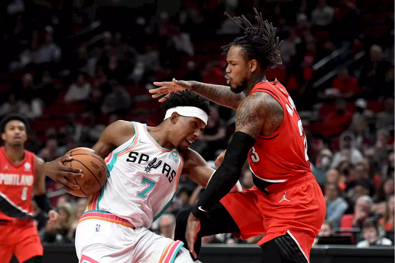 The triple take: Spurs 133, Trail Blazers 96