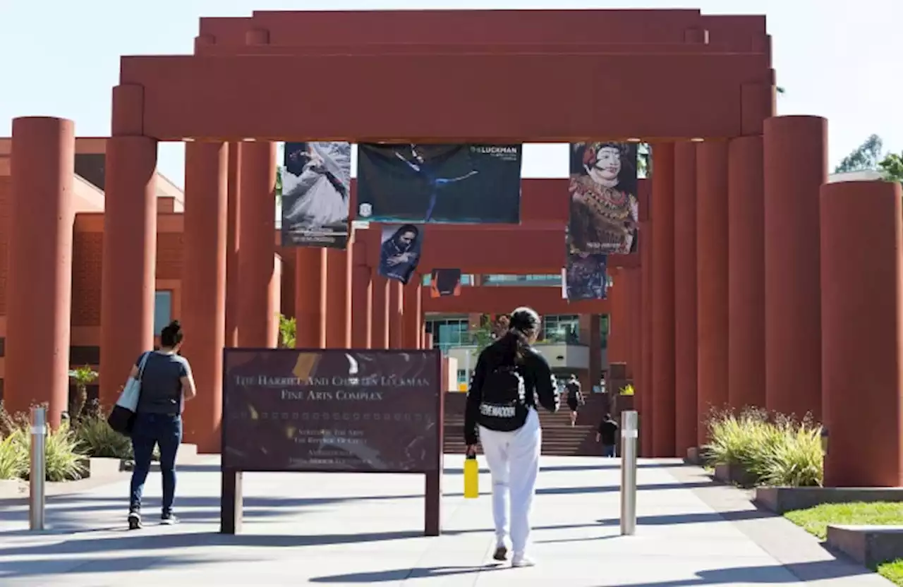 Cal State college system drops SAT/ACT admission requirement