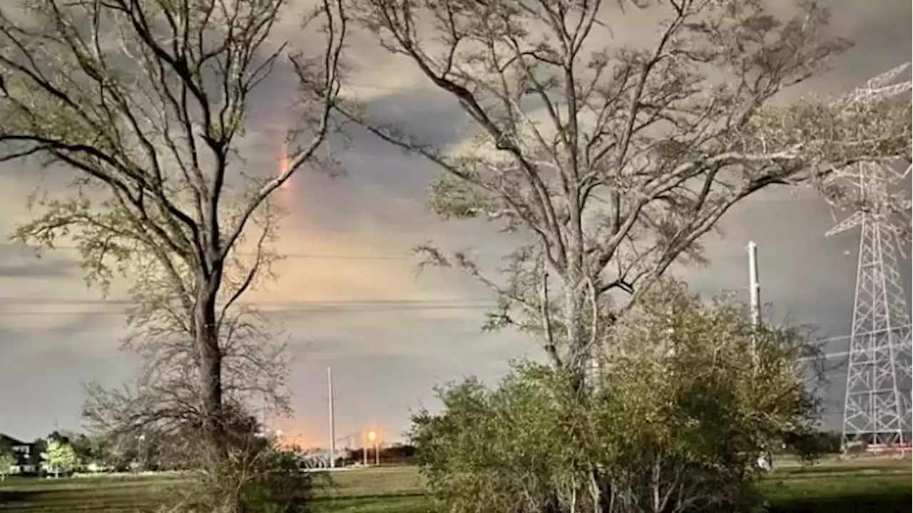 DID YOU SEE IT? Mysterious orange light spotted in the sky over Houston area; Pictures here