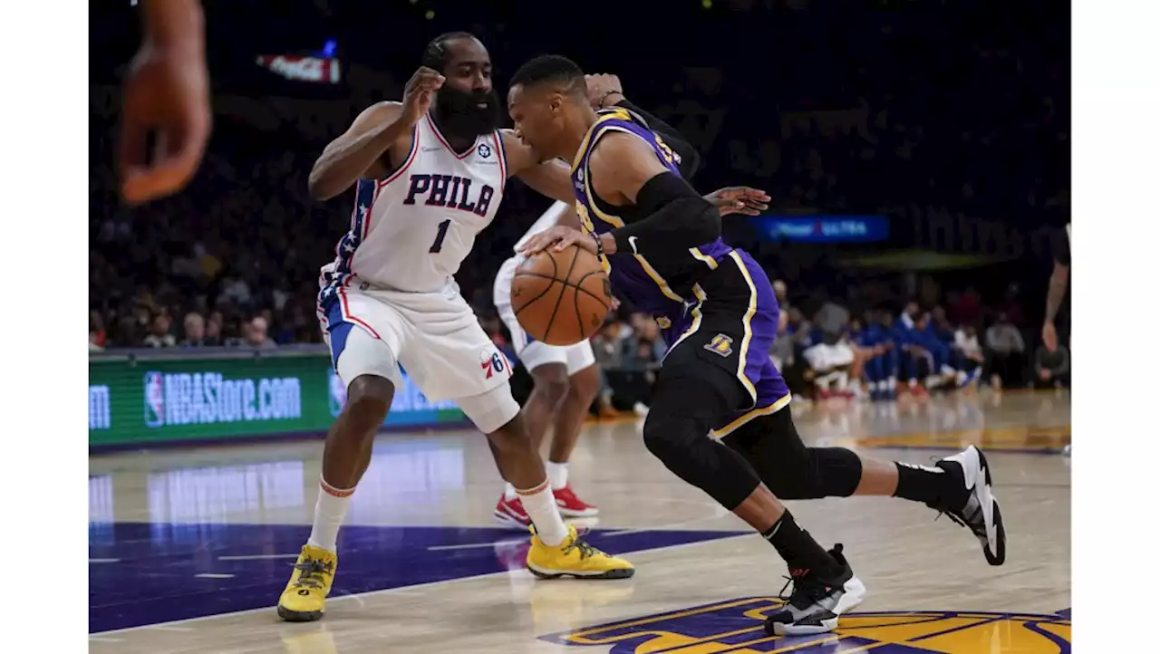 LeBron-less Lakers fall to 76ers despite gritty effort