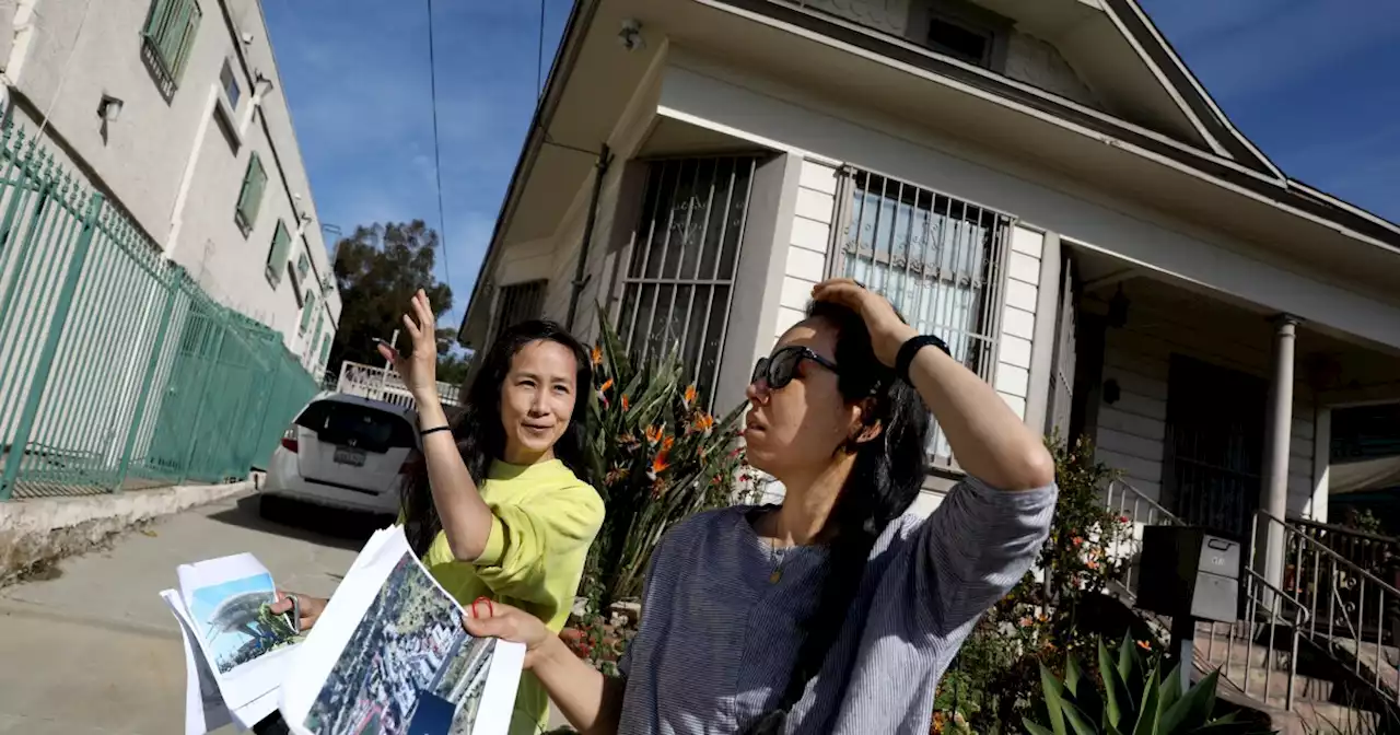 Aerial gondola at Dodger stadium sparks fears of accelerated gentrification