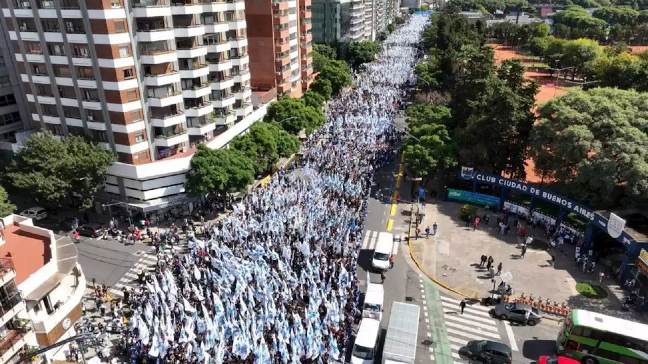 Cristina Kirchner destacó la marcha de La Cámpora en el Día de la Memoria