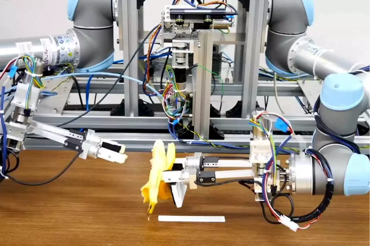 Watch a robot peel a banana without crushing it into oblivion