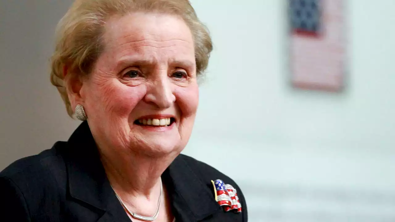 Madeleine Albright: Diplomat used brooches, costume jewelry pins to 'deliver a message'