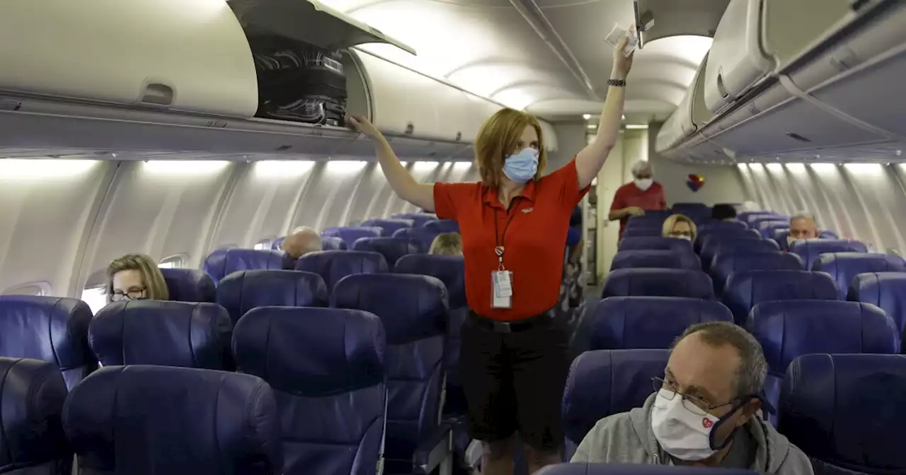 Airline CEOs sign letter calling on Biden to drop plane mask mandate