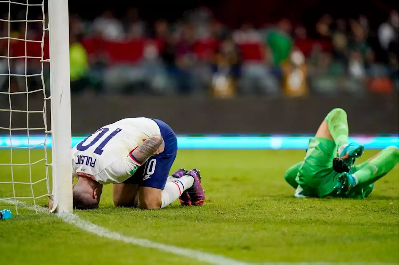 U.S. gains 0-0 draw at Mexico, in strong position to qualify for World Cup