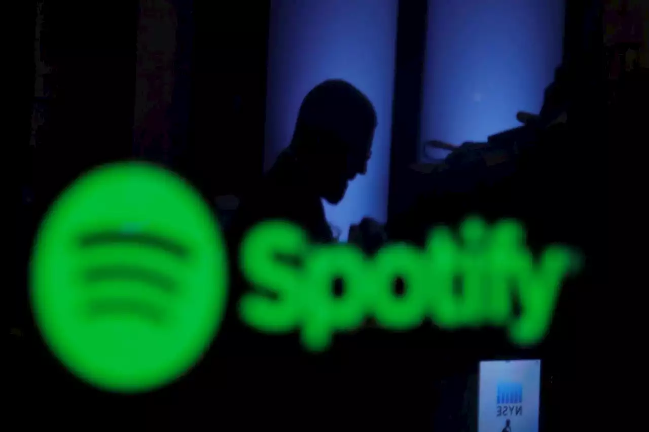 Spotify is testing a new car mode focused on voice commands | Engadget