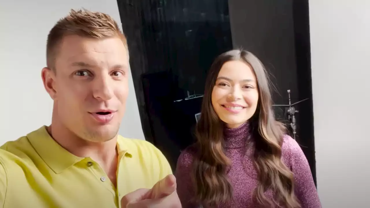 Miranda Cosgrove and Rob Gronkowski on Hosting the Kid's Choice Awards