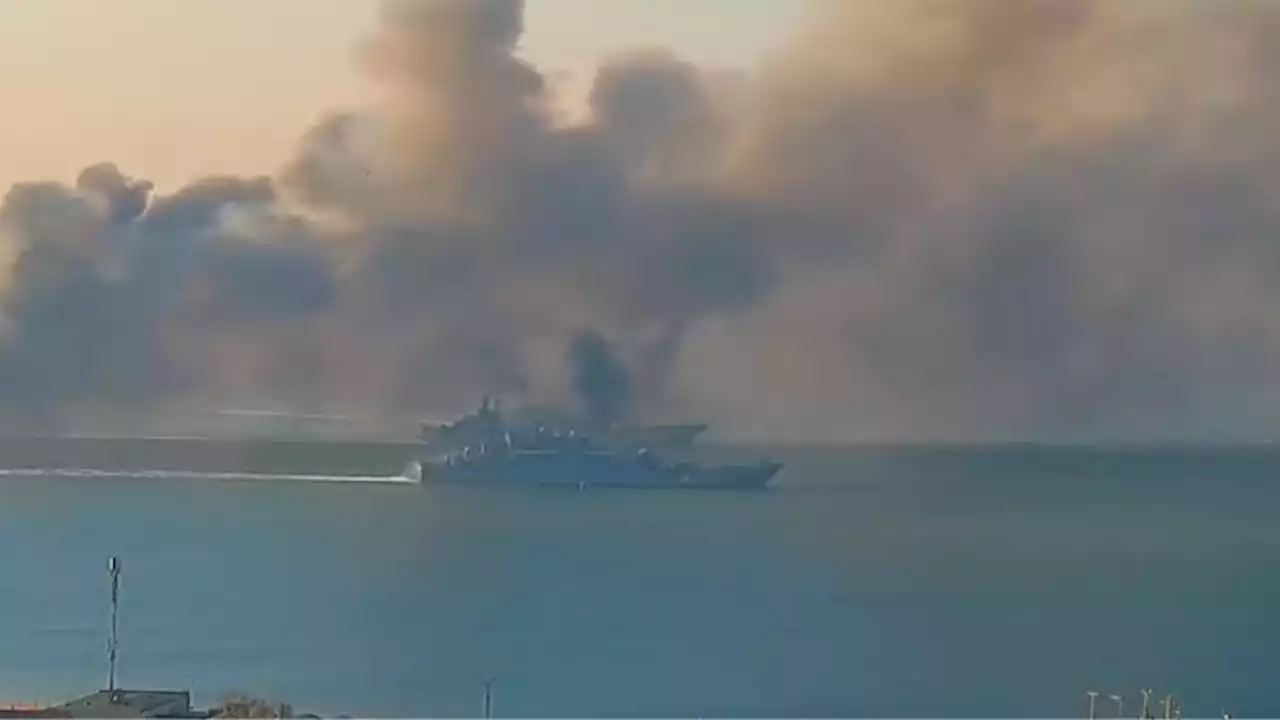 Russian warships forced to flee after Ukrainian ballistic missile attack