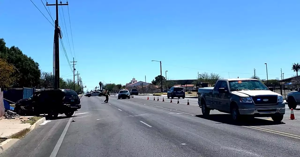 Serious injury collision near 12th Avenue and West Veterans Boulevard, traffic closed