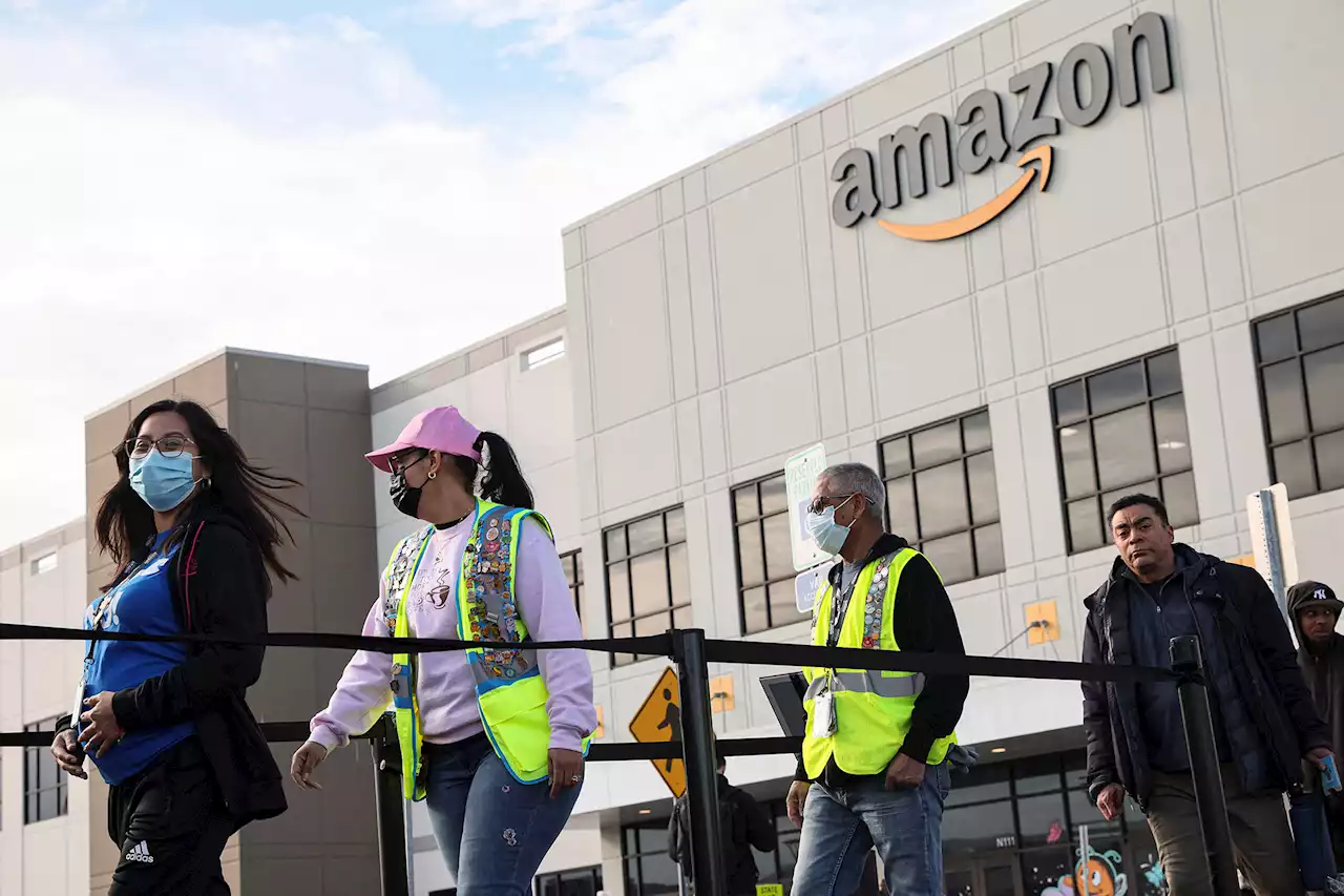 NYC Amazon workers begin voting in historic union election