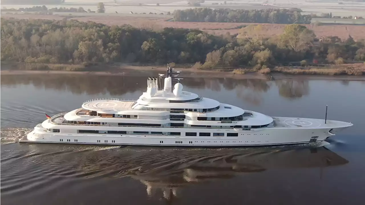 The Russian Crew Aboard a $700 Million Superyacht Possibly Linked to Vladimir Putin Have Abandoned Ship