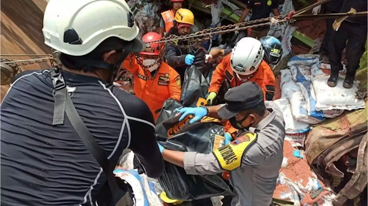 Truk Masuk Jurang di Wonosobo, Sopir-Kernet Tewas