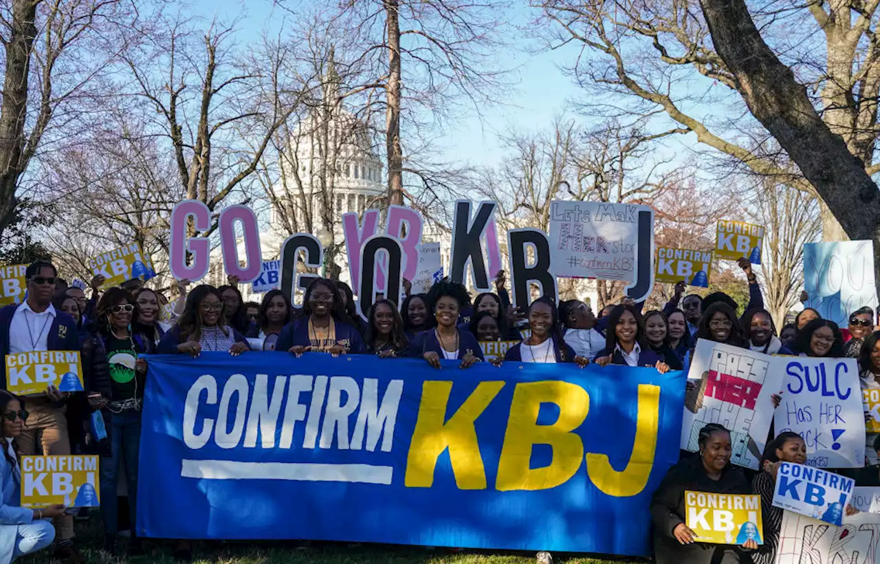 Black women rally for Jackson's historic nomination