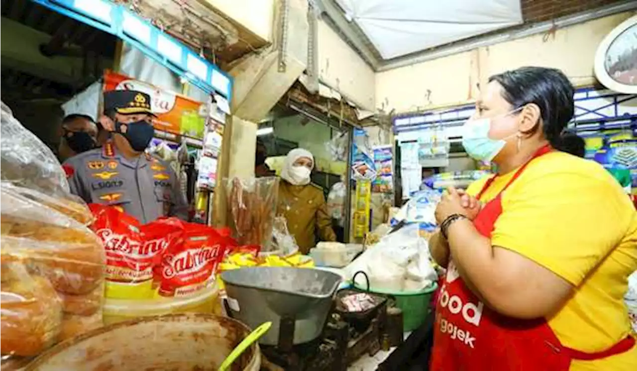 Tinjau Pasar Wonokromo, Kapolri Tidak Ingin Warga Kesulitan Minyak Goreng Curah