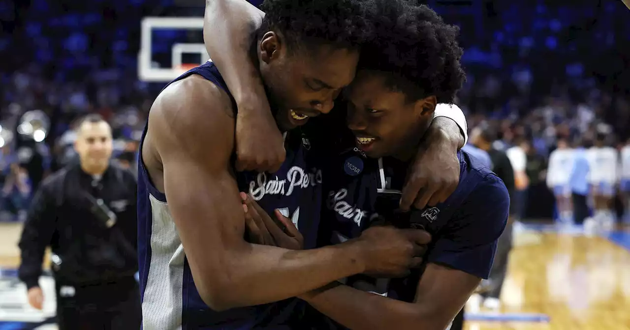 Saint Peter's Peacocks continue their Cinderella run, beating Purdue in the Sweet 16