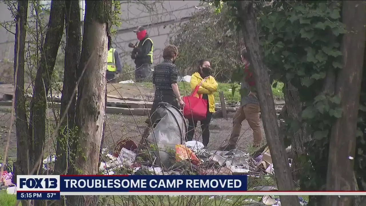 Recent shooting death leads to removal of large Seattle encampment that always comes back