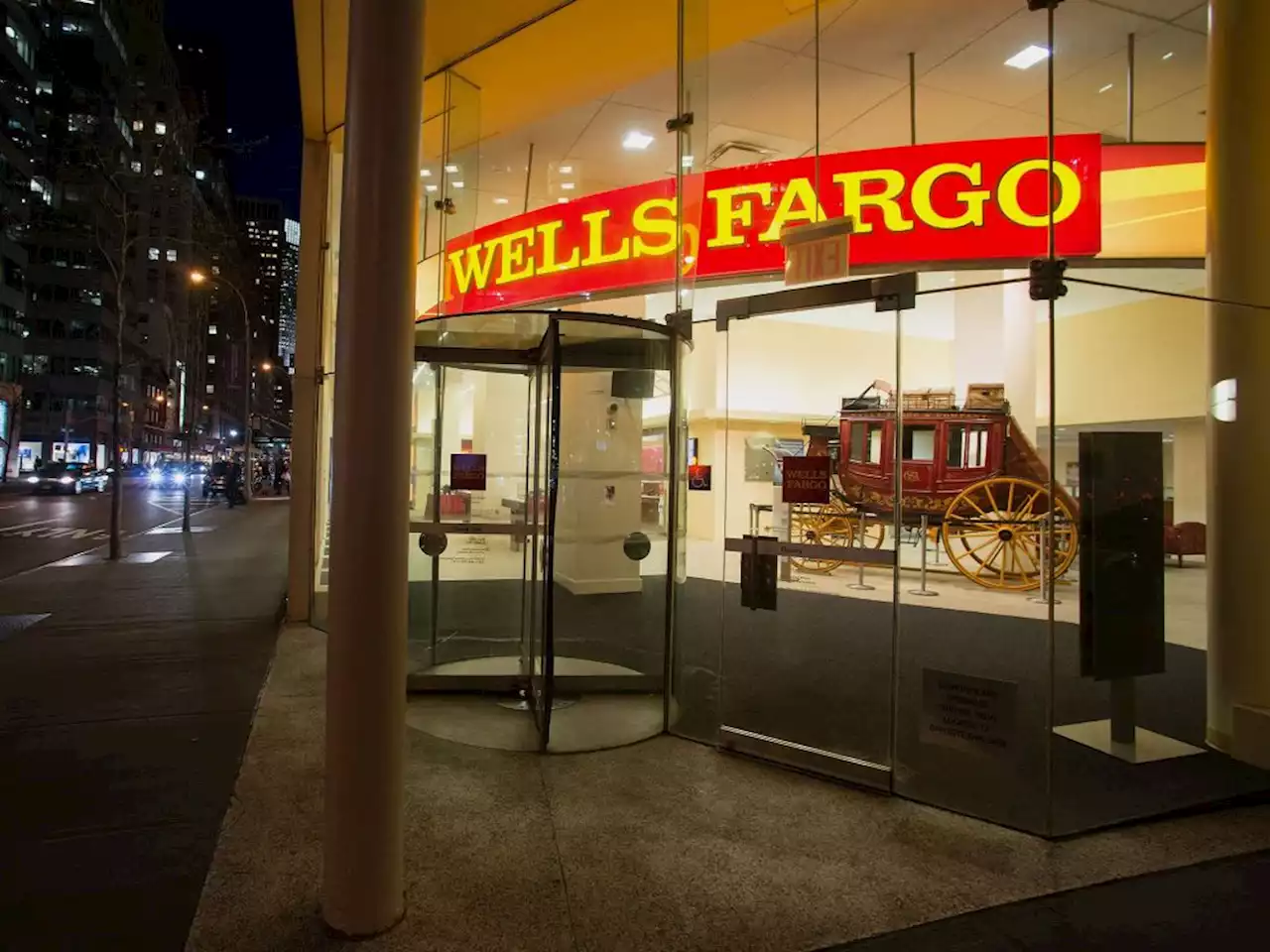 Wells Fargo faces persistent racial gap in mortgage refinancing