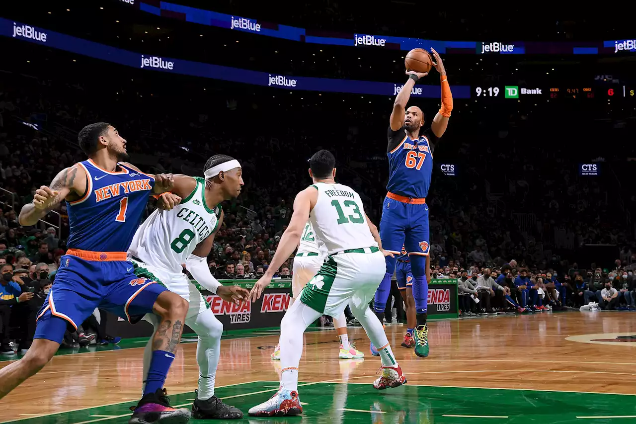 Taj Gibson proving valuable to Knicks with surprise long-range touch