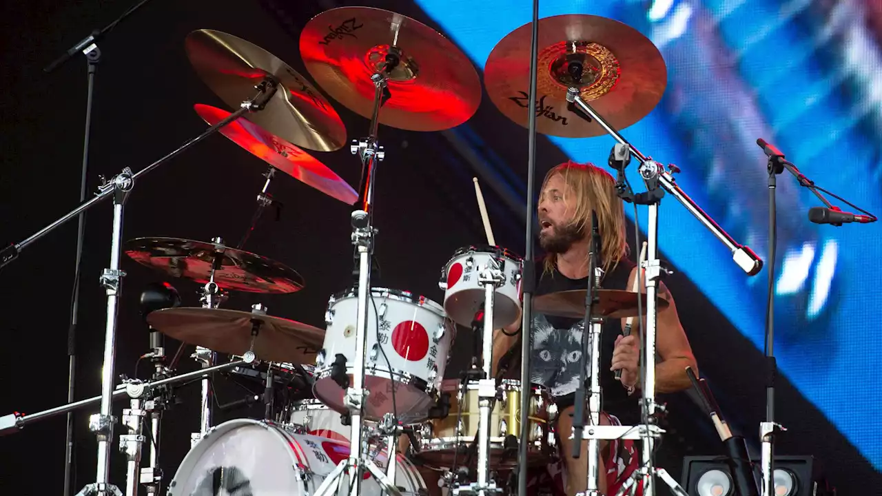 Addio a Taylor Hawkins, batterista dei Foo Fighters