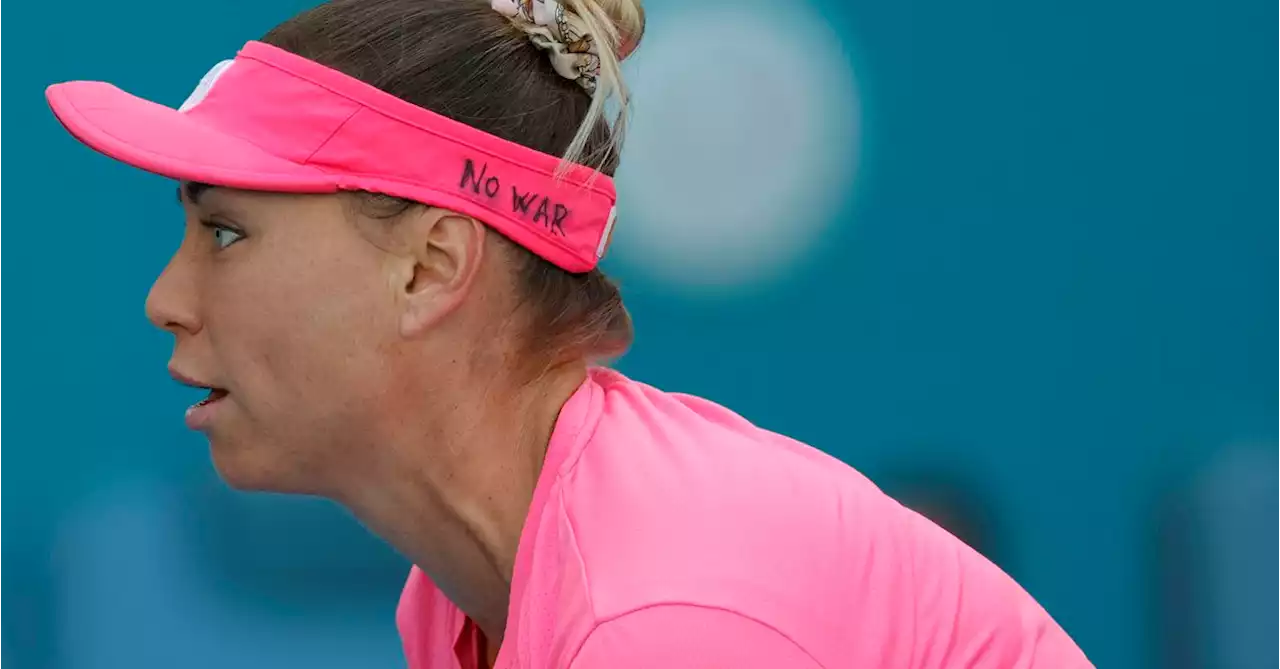 'No War': Russia's Zvonareva sends message at Miami Open