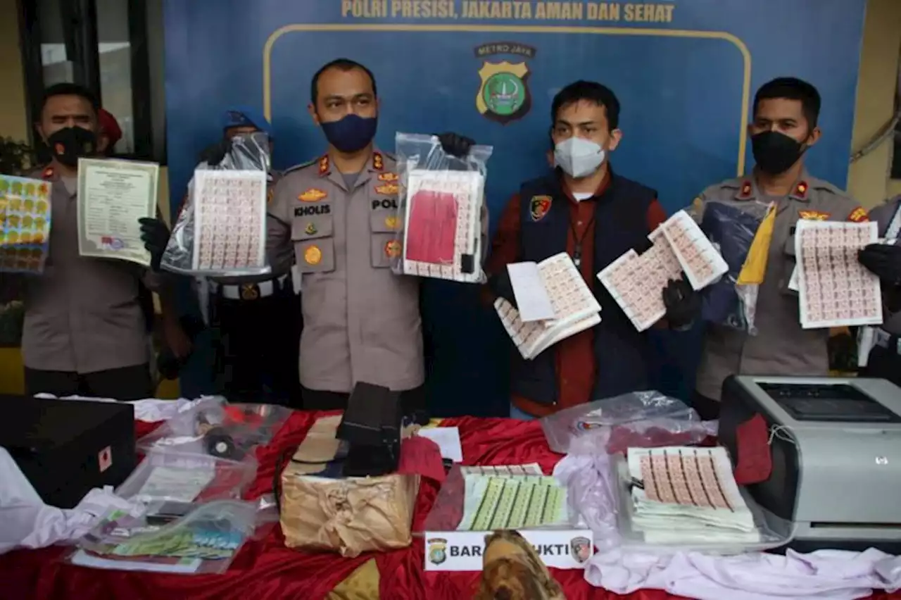 Polres Pelabuhan Tanjung Priok Bongkar Sindikat Jual Beli Meterai Palsu