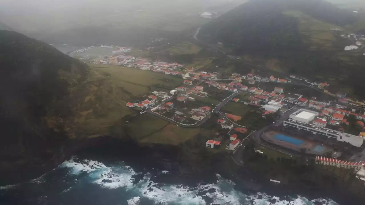 Azores earthquake: Locals flee Portuguese island after thousands of earthquakes raise fears volcano could erupt