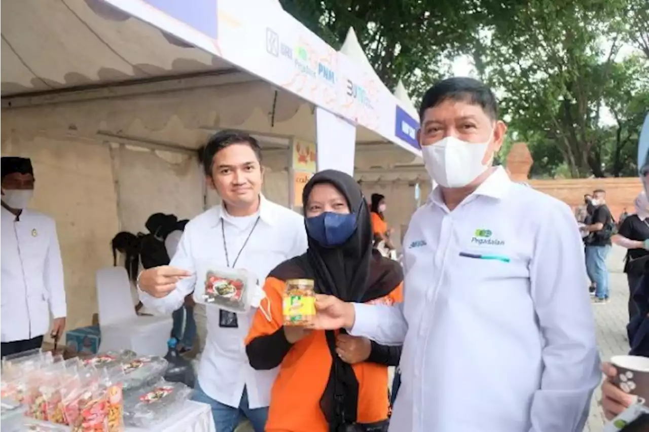 Pegadaian Bersama BRI dan PNM Gelar Festival Pasar Senyum Rakyat