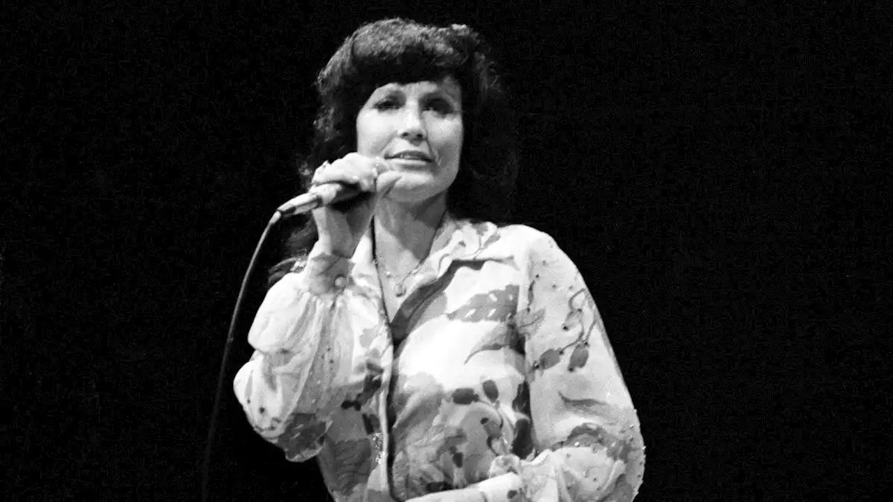 After Country Stations Banned Loretta Lynn’s ‘The Pill,’ It Became Her Biggest Pop Hit