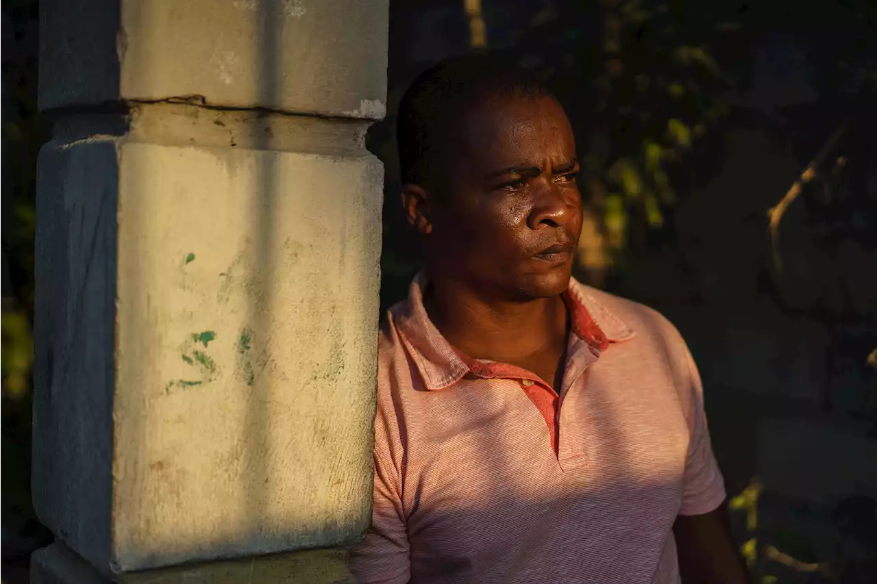 A Haitian Man's Struggle With US Border Agents Sparked Fury