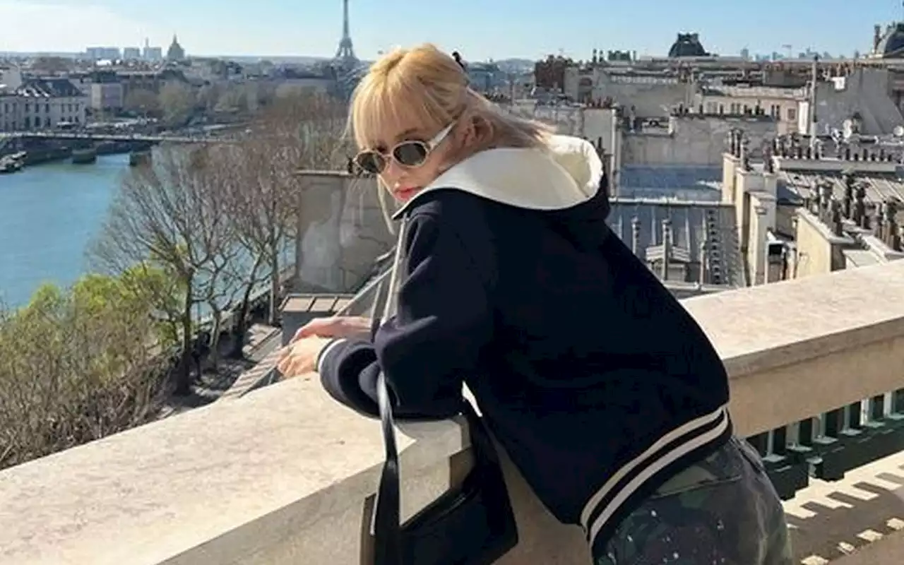 Tampil Menawan dengan Rambut Pendek Pirangnya, Lisa BLACKPINK Diklaim Cocok Jadi Human Barbie