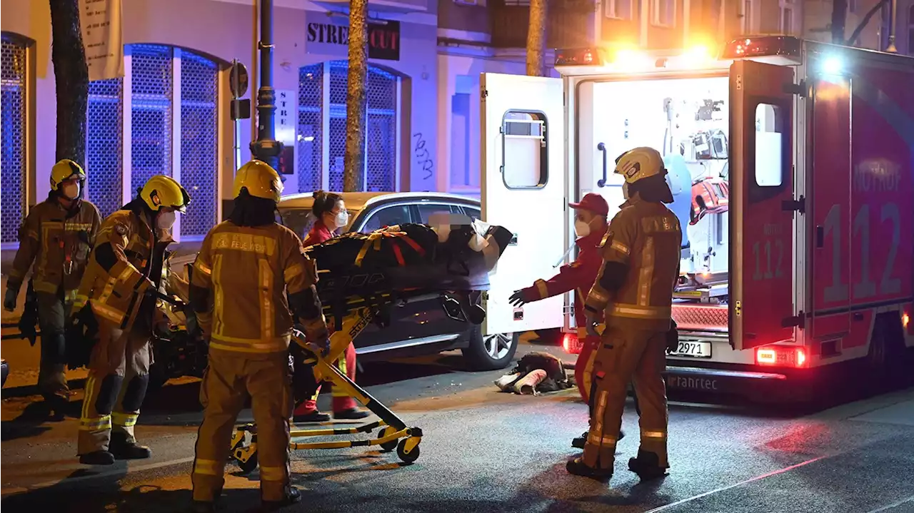 Junger Mann stürzt aus großer Höhe – schwer verletzt