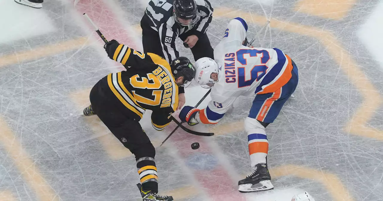 Bruins beat Islanders in Bergeron's 1,200th game