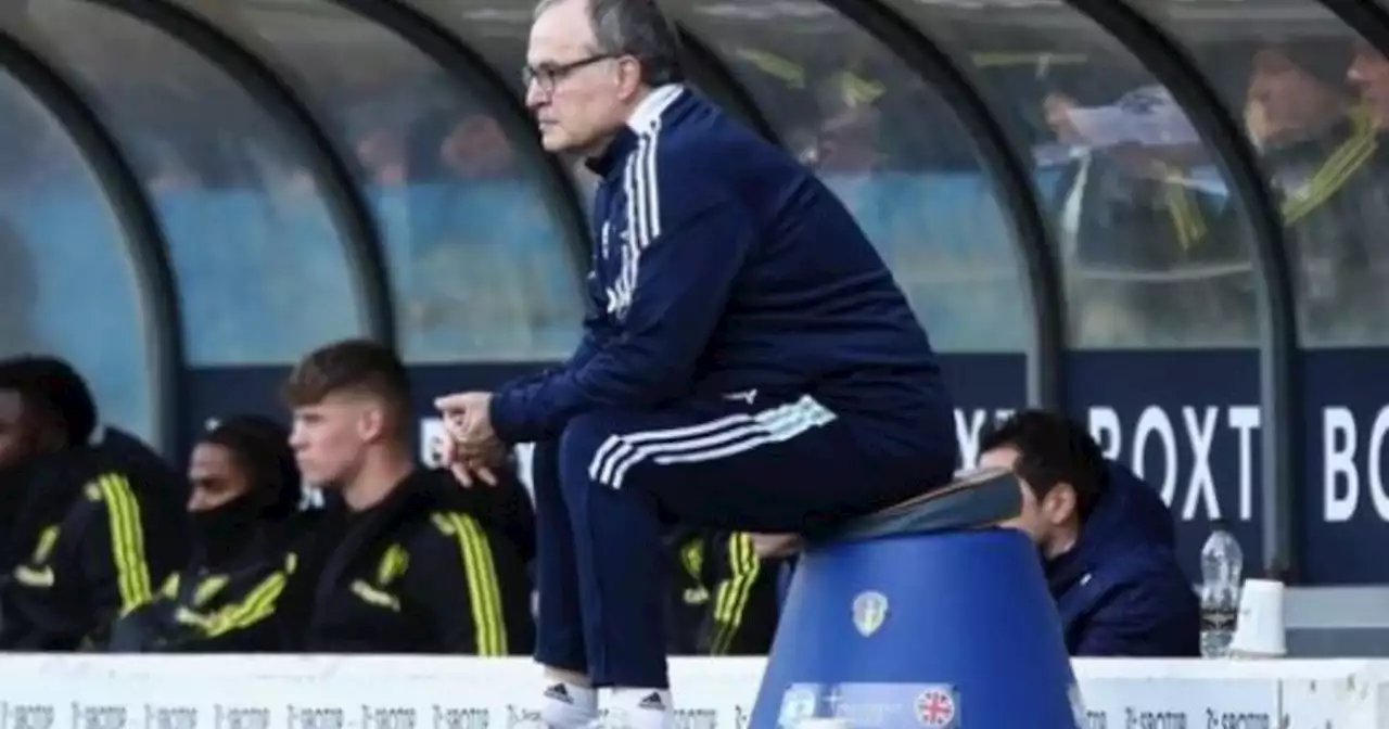 Leeds: polémica entre los fans por el homenaje a Bielsa