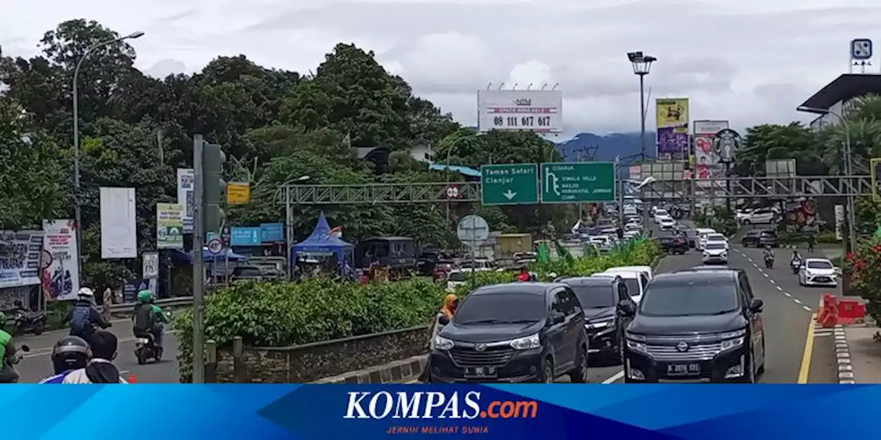 Jelang Bulan Puasa, Arus Lalu LIntas di Jalur Puncak Padat