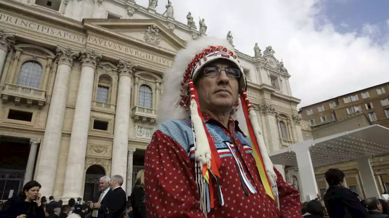 Canadian Indigenous leaders to meet pope over school abuse