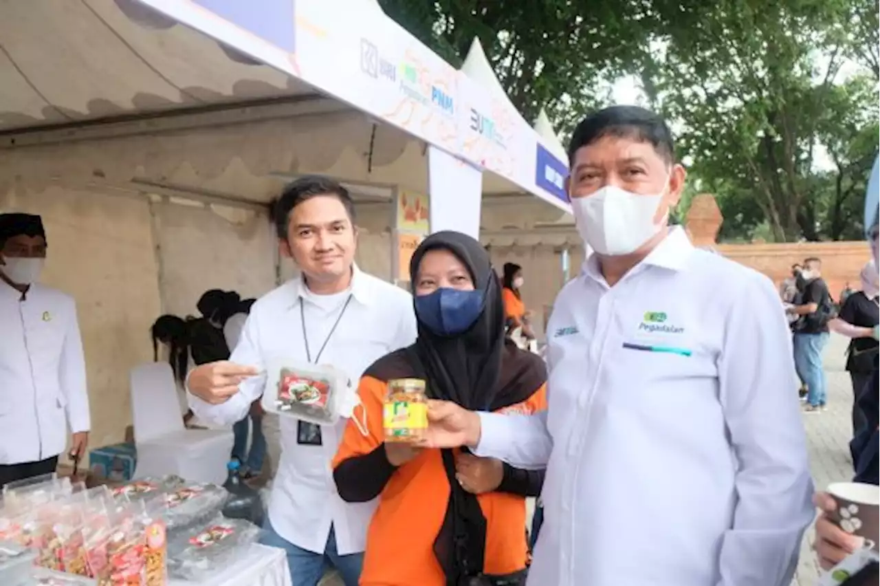 Bantu Pelaku Usaha Umi-UMKM, Pegadaian Bersama BRI dan PNM Gelar Festival Pasar Senyum Rakyat