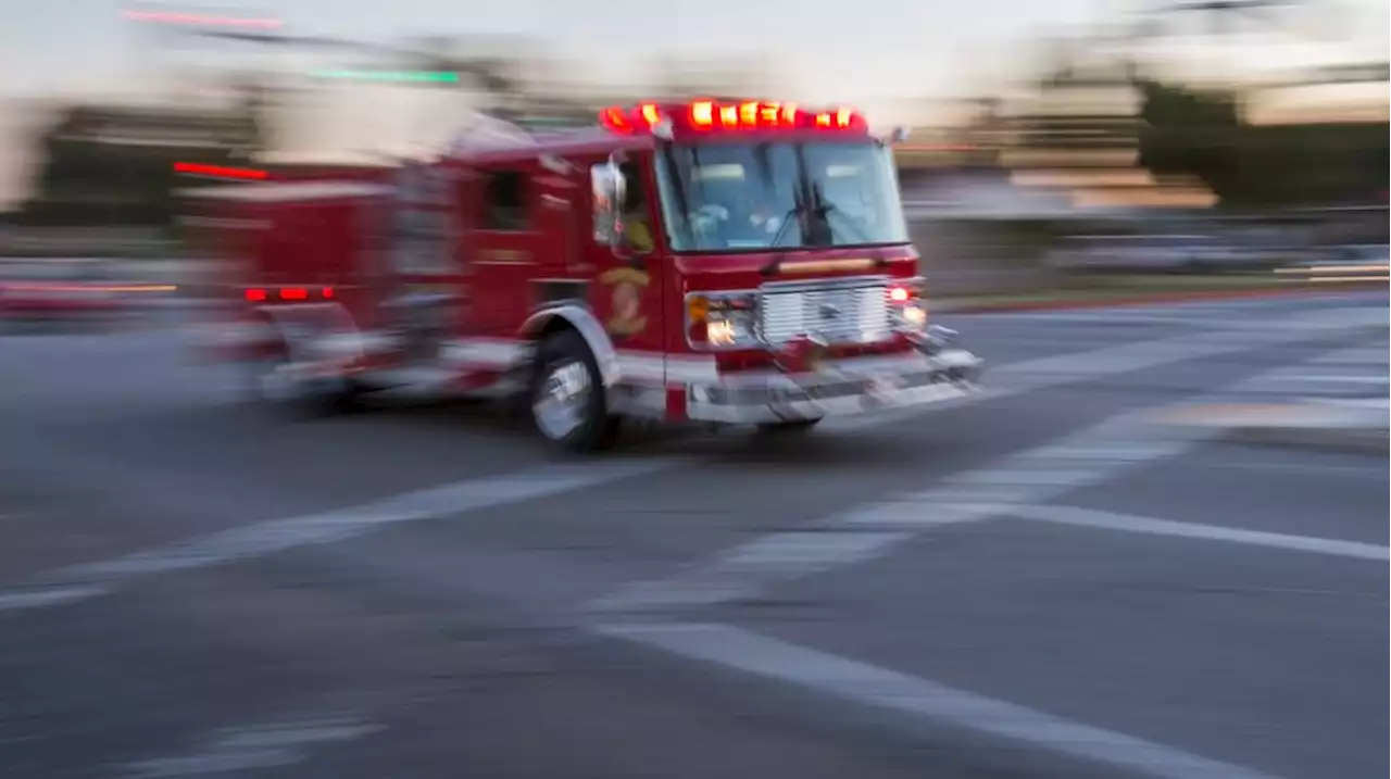 Marin County fire closes lane of Highway 1 in Olema