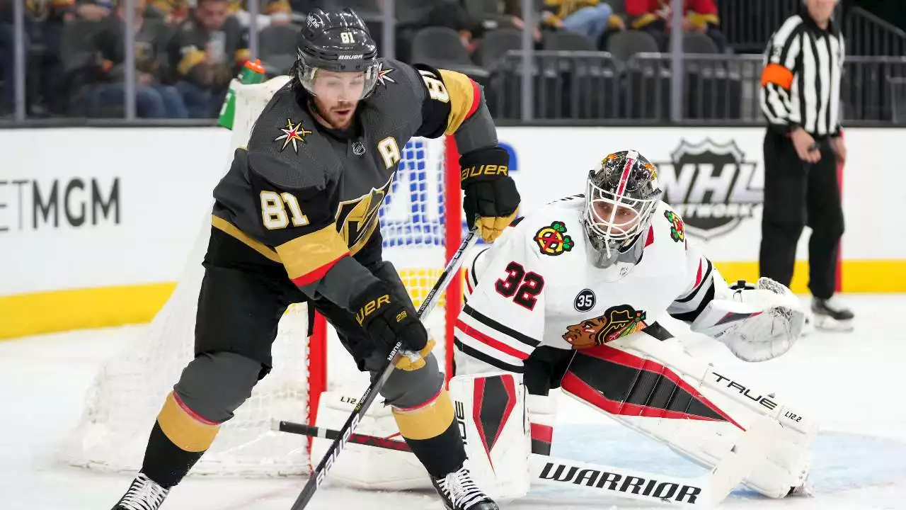 10 Observations: Blackhawks Squander Lead, Lose to Golden Knights in OT