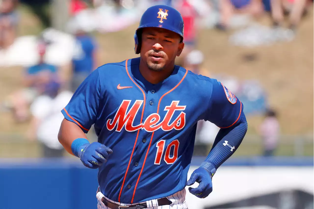 Eduardo Escobar connects for first Mets spring training home run