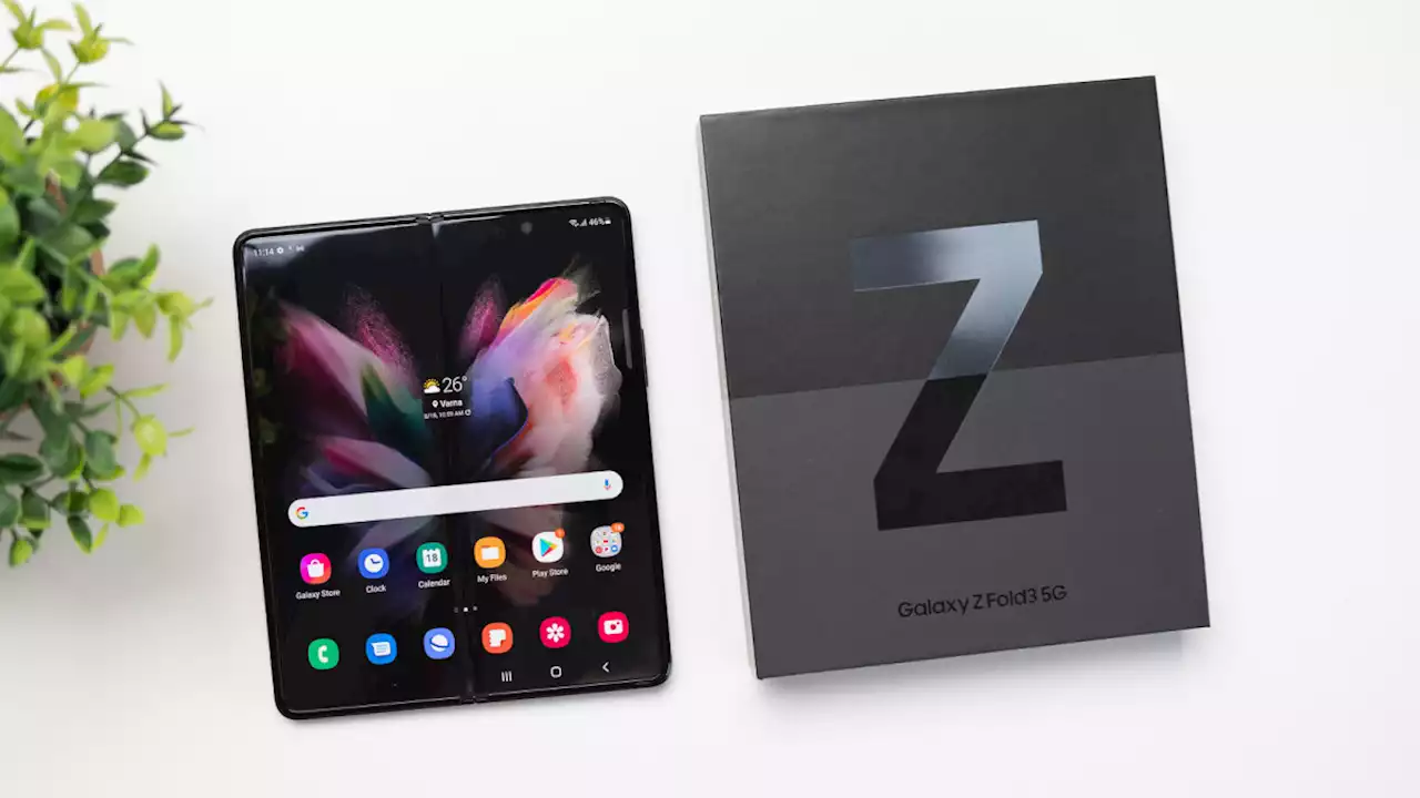 Discover Samsung sales: the Galaxy Z Fold 3 is deeply discounted today