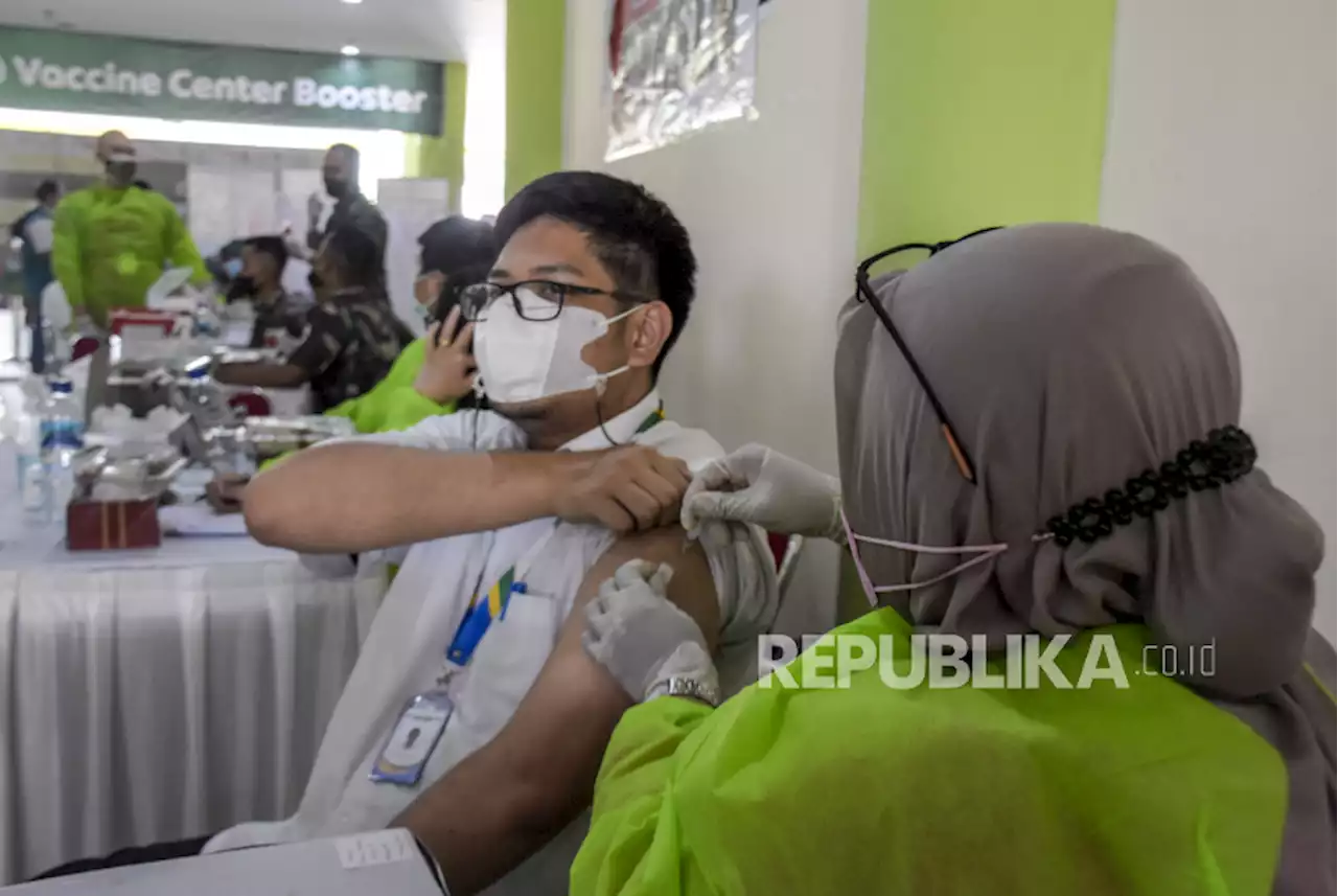 Jabar Gencar Gelar Vaksinasi Booster Agar Masyarakat Bisa Mudik |Republika Online