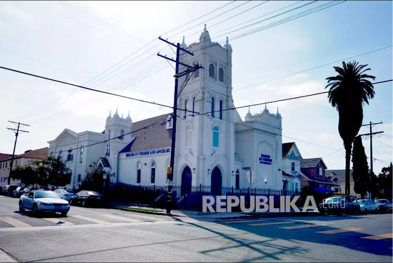 WNI Los Angeles Sambut Gembira Kehadiran Masjid |em|At Thohir|/em| |Republika Online