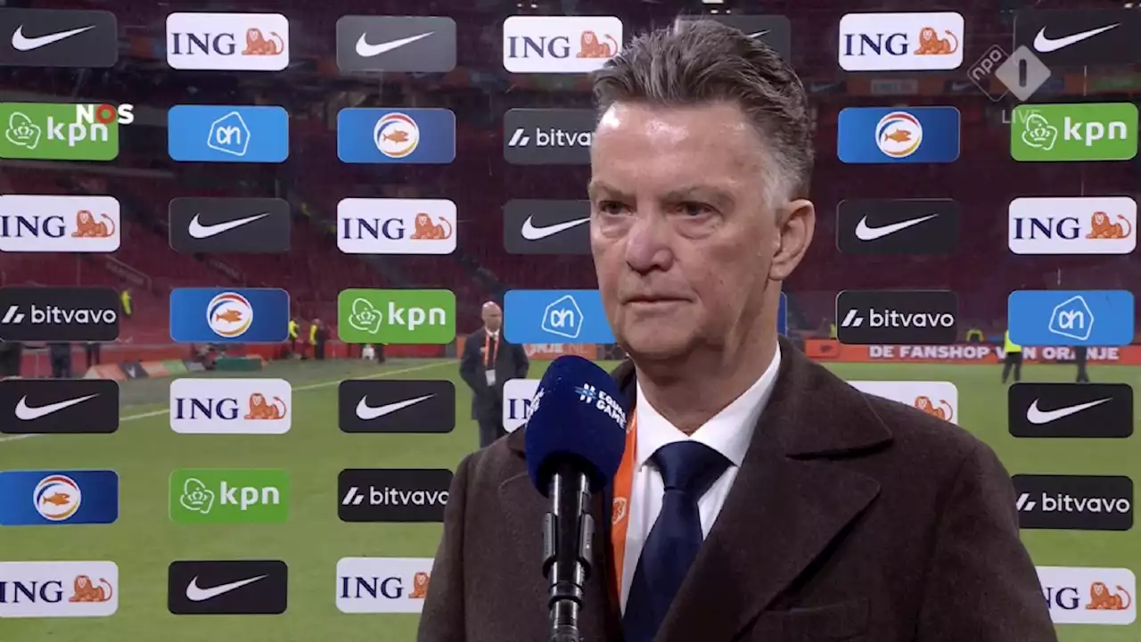 Louis van Gaal wijst linie aan die na rust in de fout ging tegen Denemarken