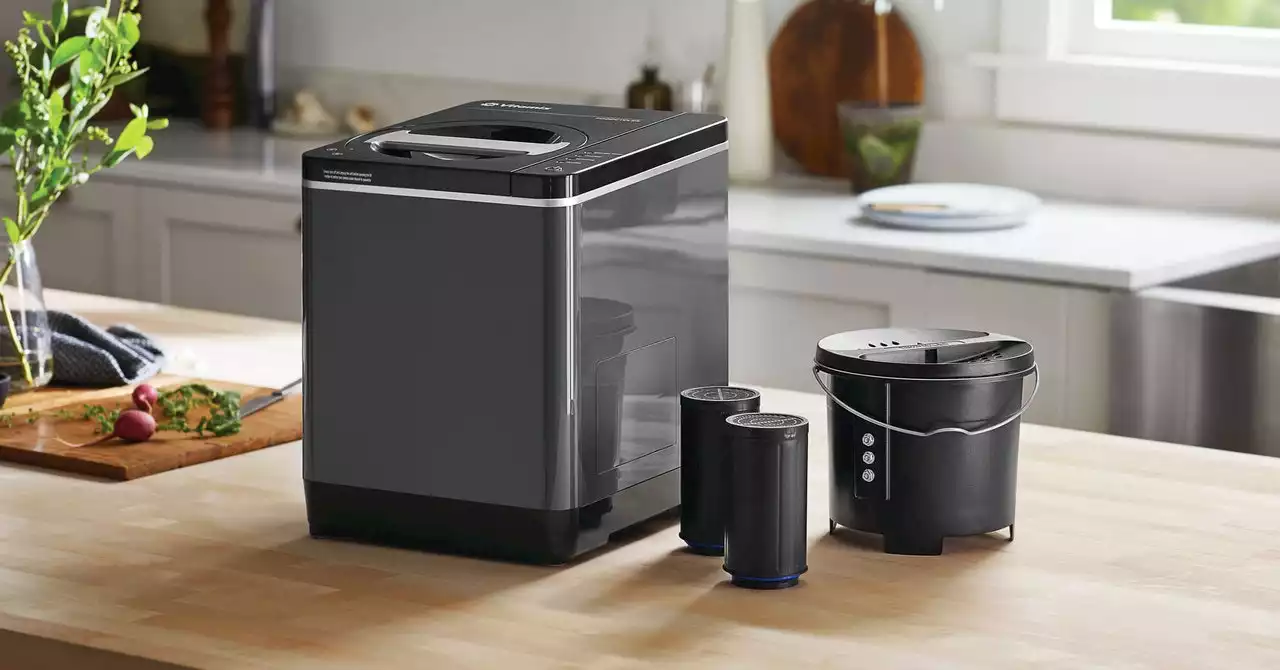 Vitamix’s Countertop Composter Turns Table Scraps Into Plant Food