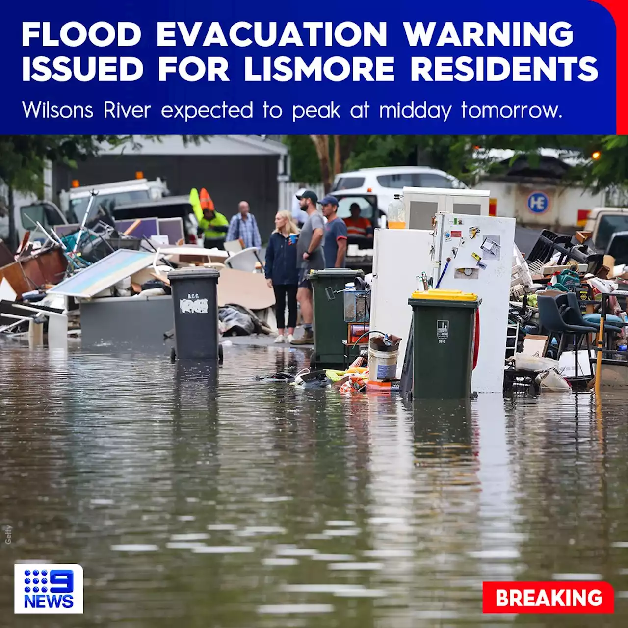 South-east Queenslanders prepare for more flooding as storms threaten east coast