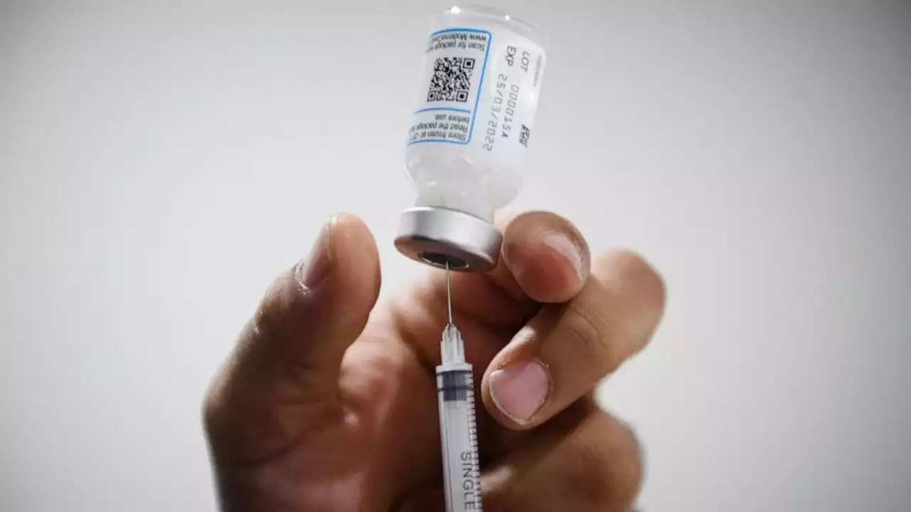 Officials expected to offer 2nd booster shot for those over 50 years old