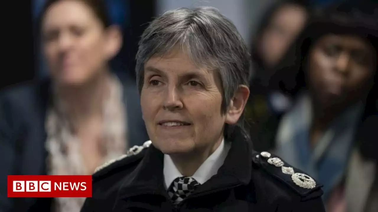 Cressida Dick: Met Police commissioner to stand down in April