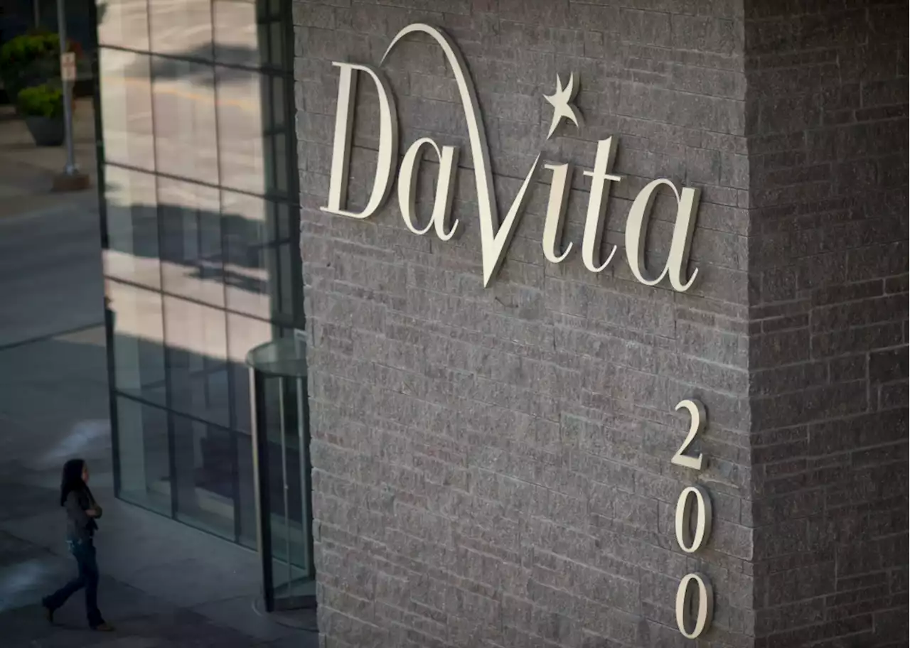 Federal conspiracy trial for DaVita, ex-CEO Kent Thiry delayed by one week