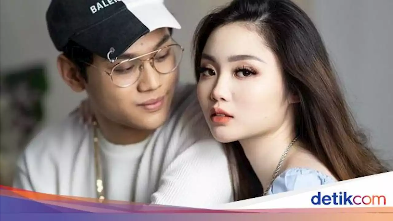 Indra Kenz Pinjam Rumah Mewah Keluarga Vanessa Khong demi Konten